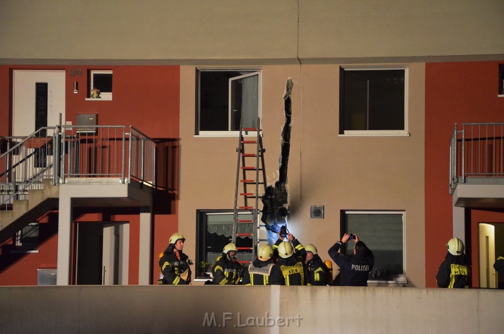 Feuer Koeln Porz Wahn Am Bahnhof P099.JPG - Miklos Laubert